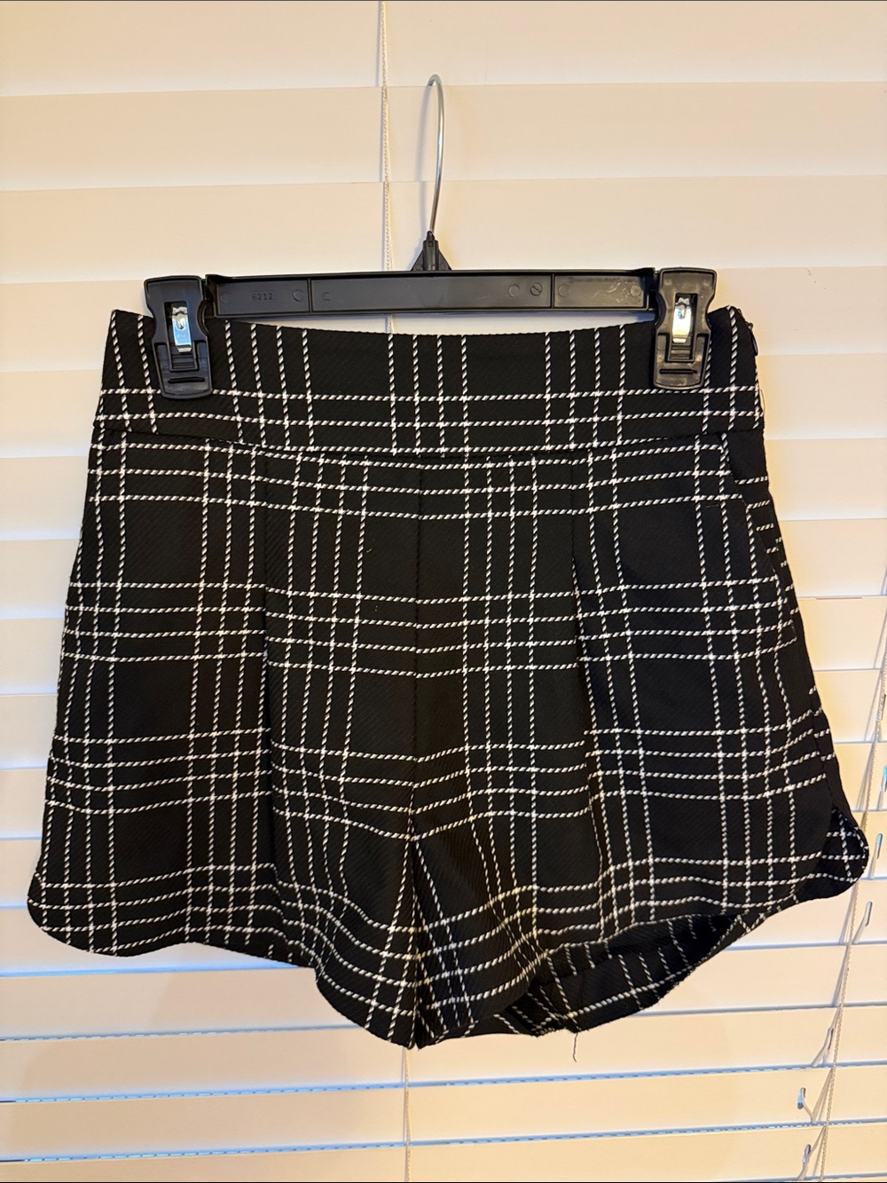 Zara Black & White Plaid High-Rise Skort Shorts
